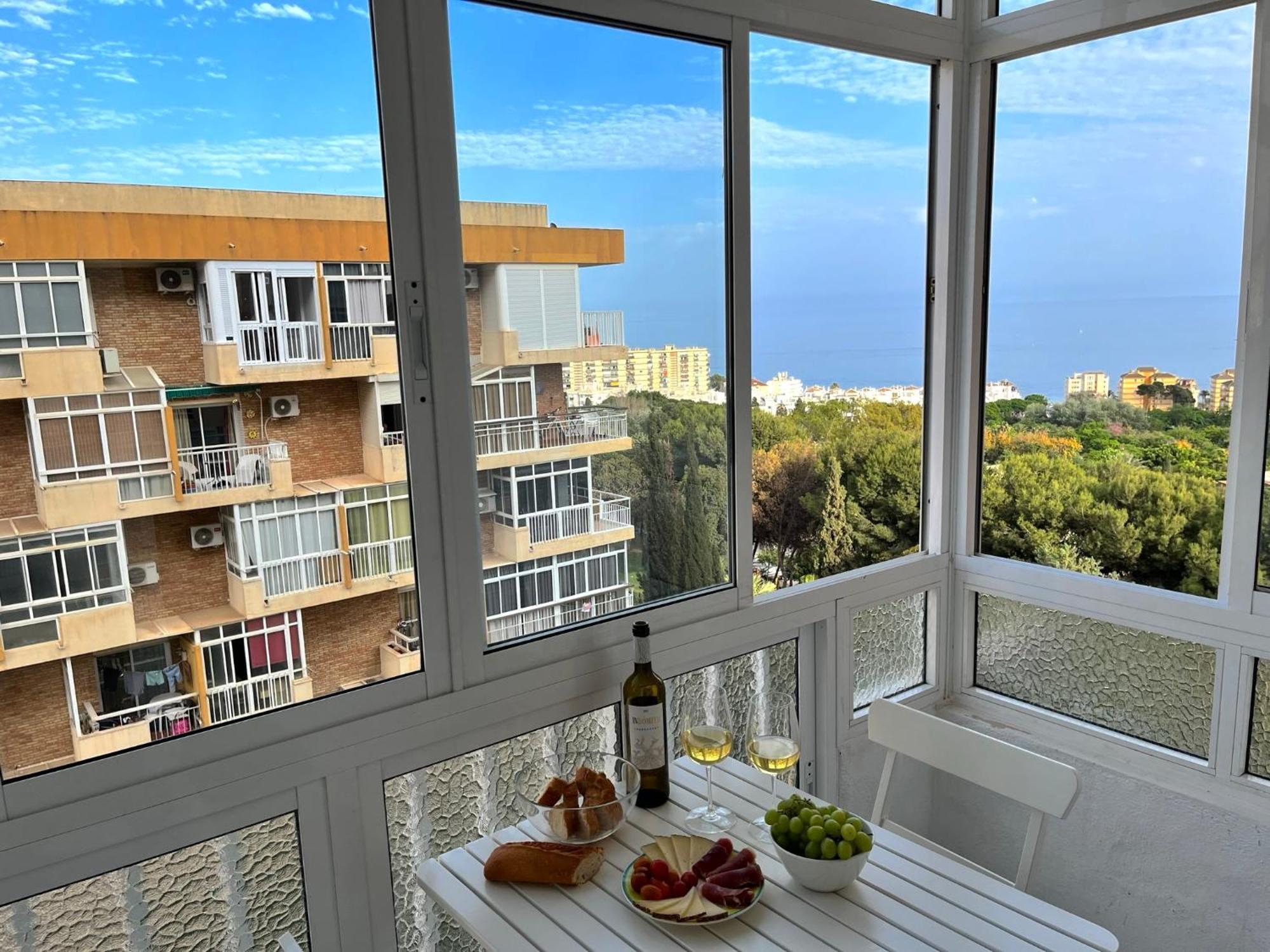 Cozy Central Studio Near The Beach Benalmádena Εξωτερικό φωτογραφία